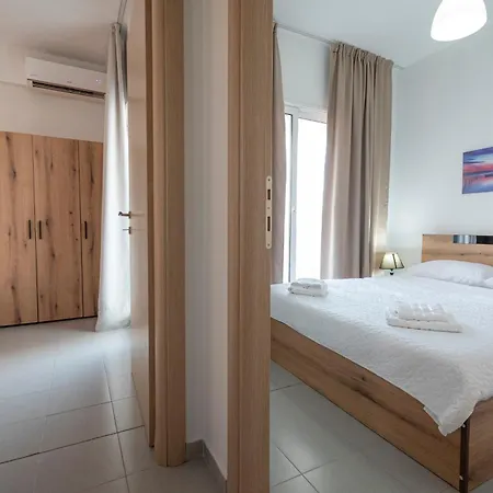 Cinema Flat By Rentalspro - Halkidiki Apartment Nea Moudania