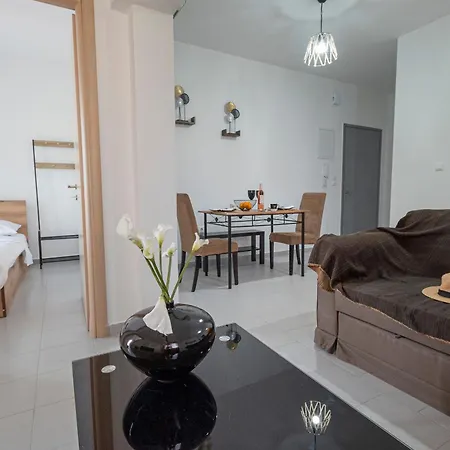 Cinema Flat By Rentalspro - Halkidiki