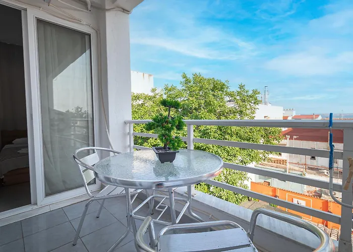 Cinema Flat By Rentalspro - Halkidiki Apartament Nea Moudania