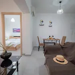 Apartment Cinema Flat By Rentalspro - Halkidiki Nea Moudania