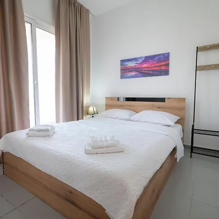 Cinema Flat By Rentalspro - Halkidiki * نيا موذانيا