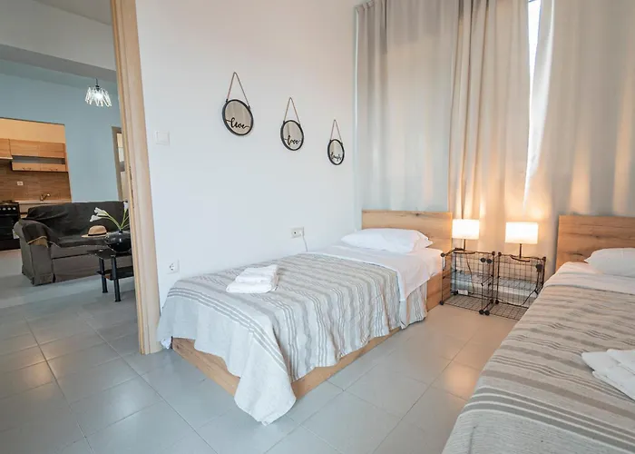 Cinema Flat By Rentalspro - Halkidiki Apartment *